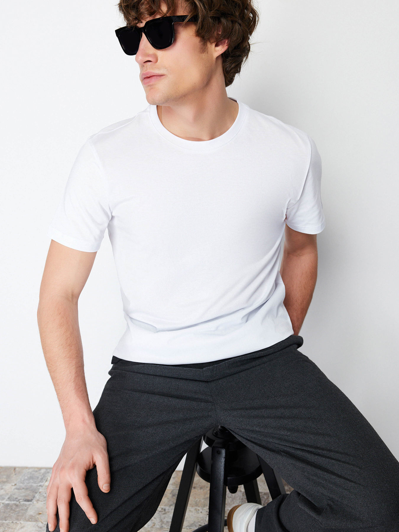 Футболка Trendyol модель TMNSS21TS0808/Beyaz Футболка Trendyol модель TMNSS21TS0808/Beyaz Фото