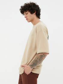 Футболка Trendyol модель TMNSS21TS2037/Bej Футболка Trendyol модель TMNSS21TS2037/Bej Фото