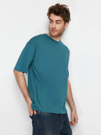 Футболка Trendyol Модель TMNSS22TS0318/Zumrut Yesili Фото