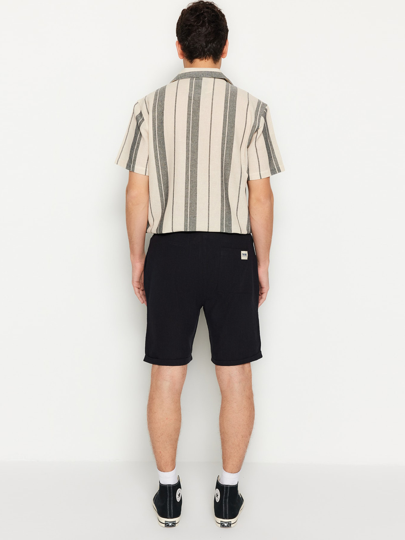 Шорты Trendyol модель TMNSS23SR00030/Siyah Фото