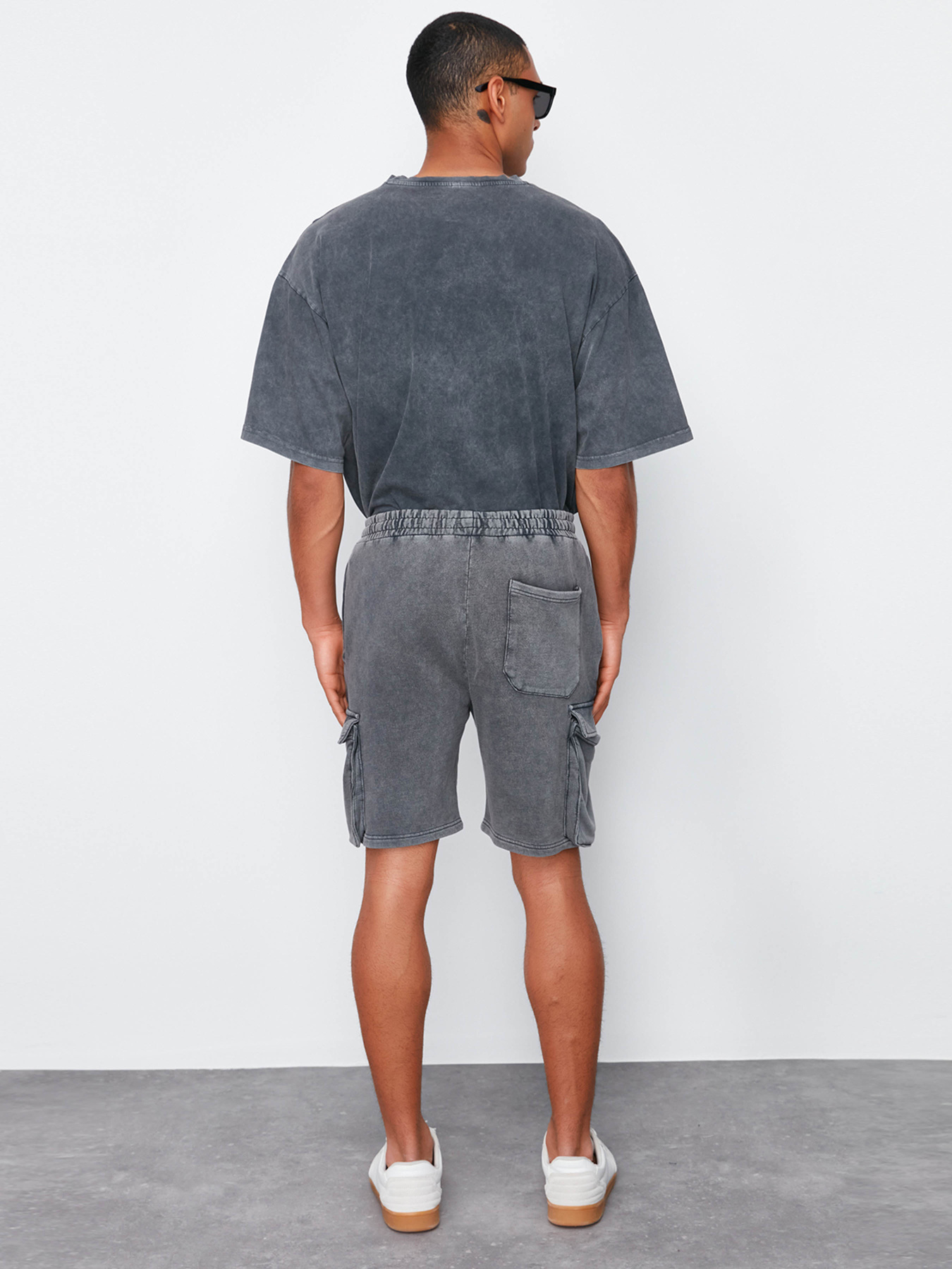 Повсякденні шорти Trendyol модель TMNSS24SR00014/Antrasit Фото