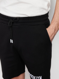 Повсякденні шорти Trendyol модель TMNSS24SR00025/Siyah Фото