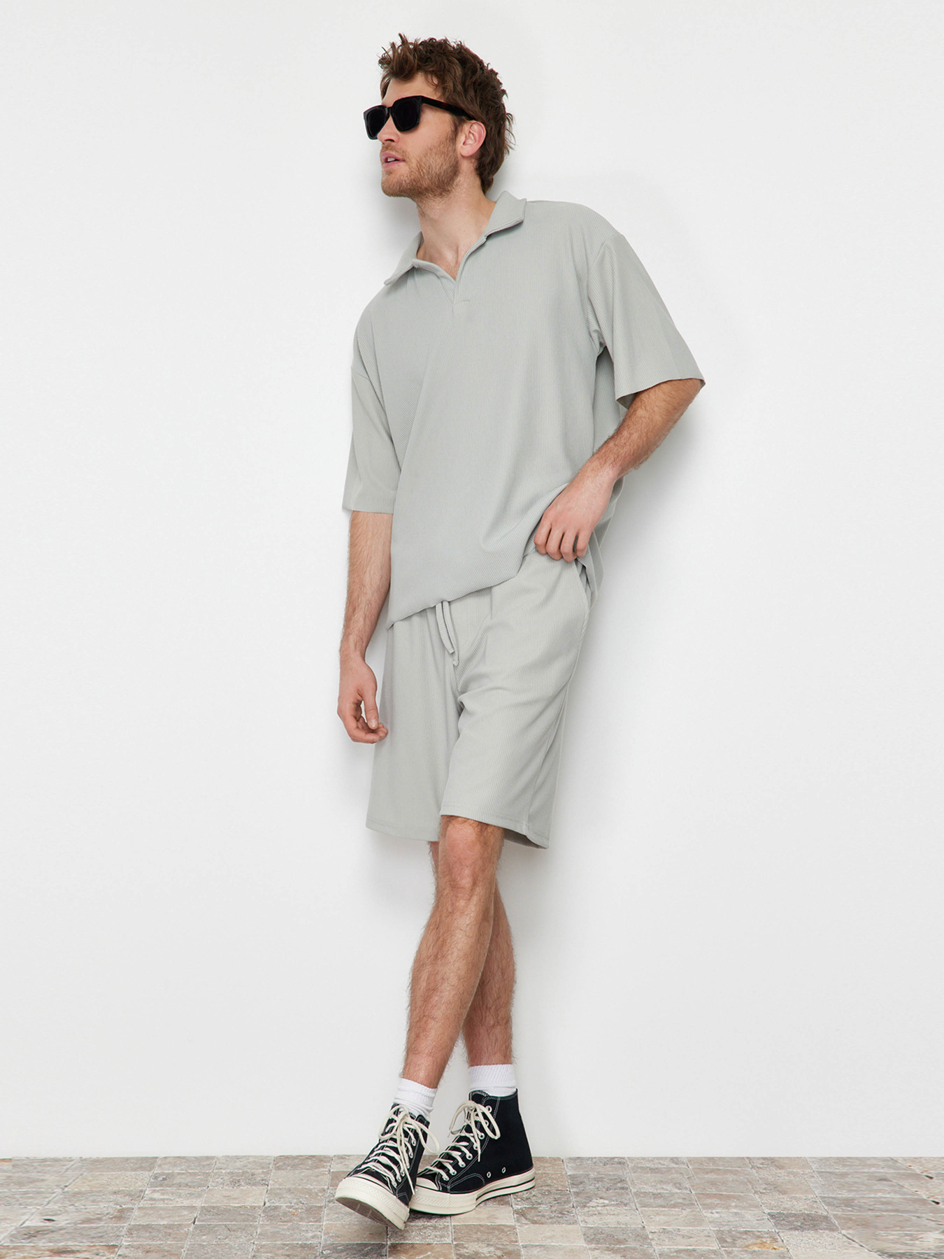 Повсякденні шорти Trendyol модель TMNSS24SR00037/Tas Фото