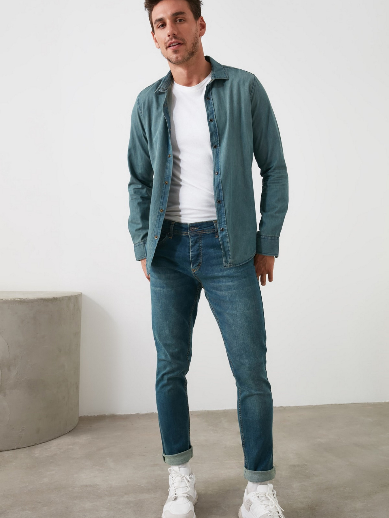 Джинсы Trendyol модель TMNAW20JE0434/Indigo Фото