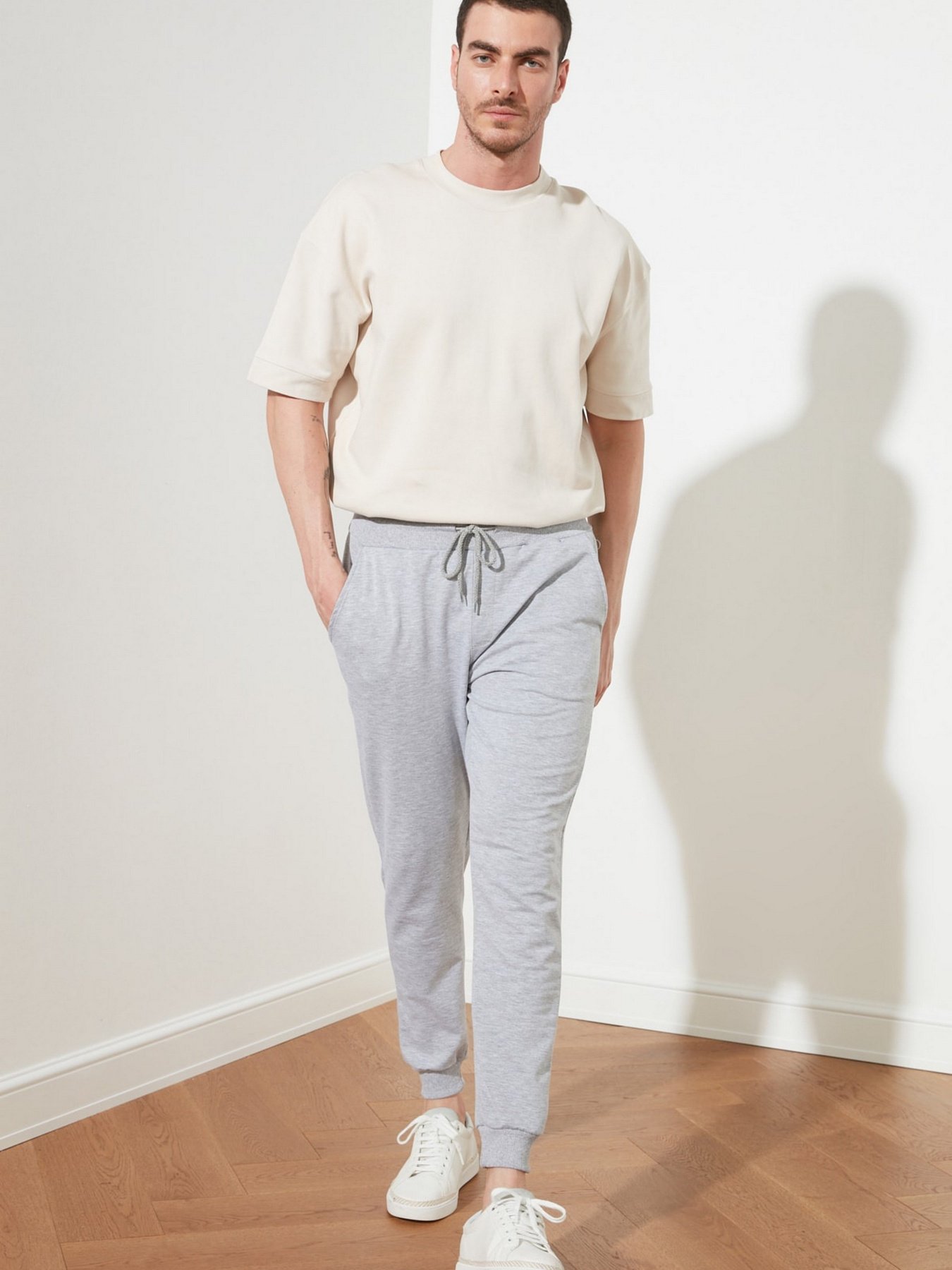 Штани спортивні Trendyol модель TMNSS20EA0053/Gri Фото