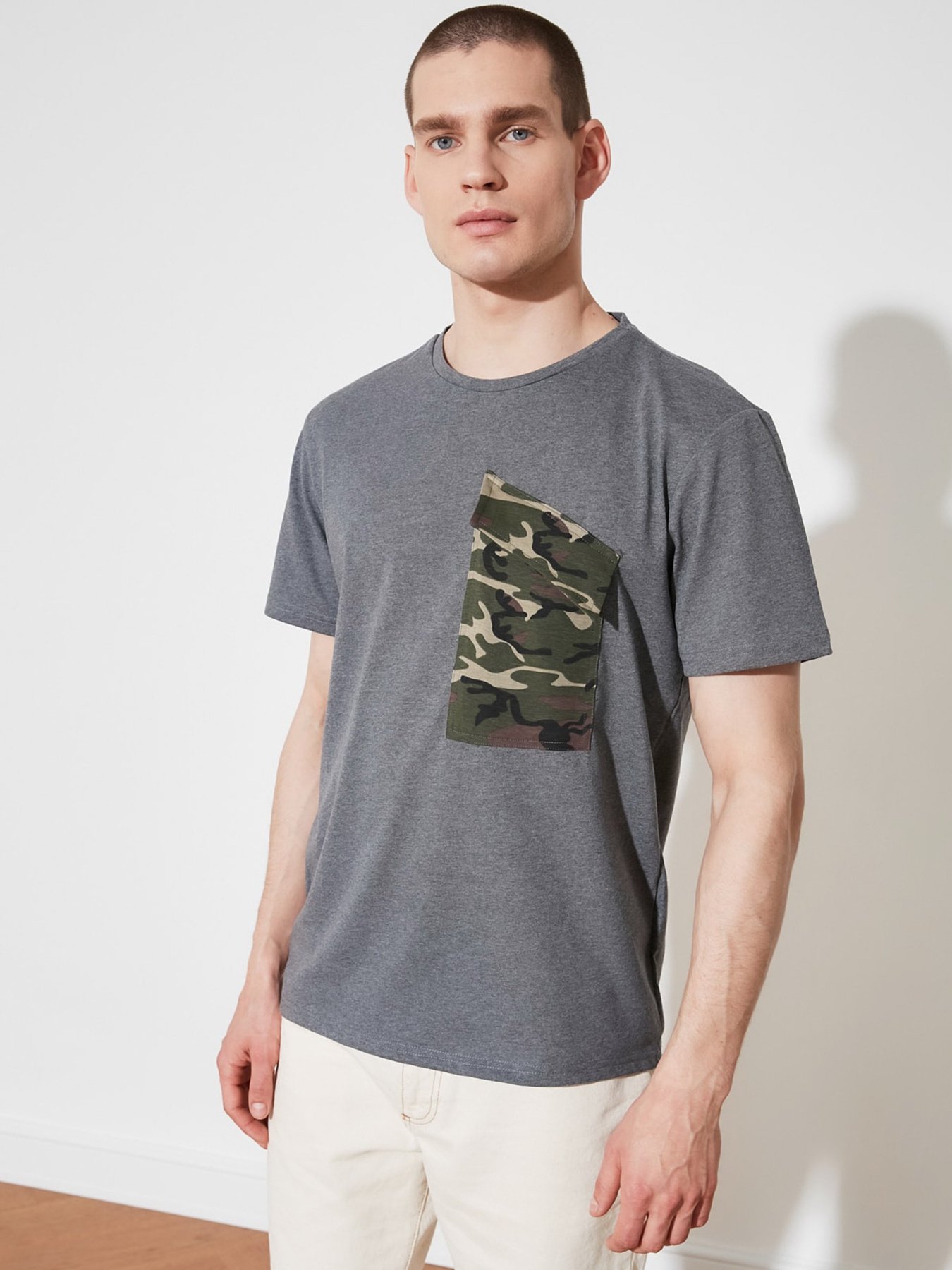 Футболки и поло Trendyol модель TMNSS21TS2366/Gri Фото