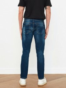 Завужені джинси Trendyol Slim модель TMNSS21JE0194/Lacivert Фото
