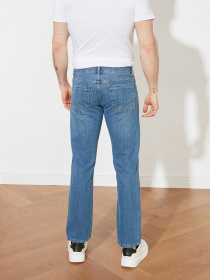 Прямые джинсы Trendyol Straight модель TMNSS21JE0810/Indigo Фото