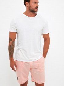 Шорты Trendyol модель TMNSS21SR0212/Pudra Фото