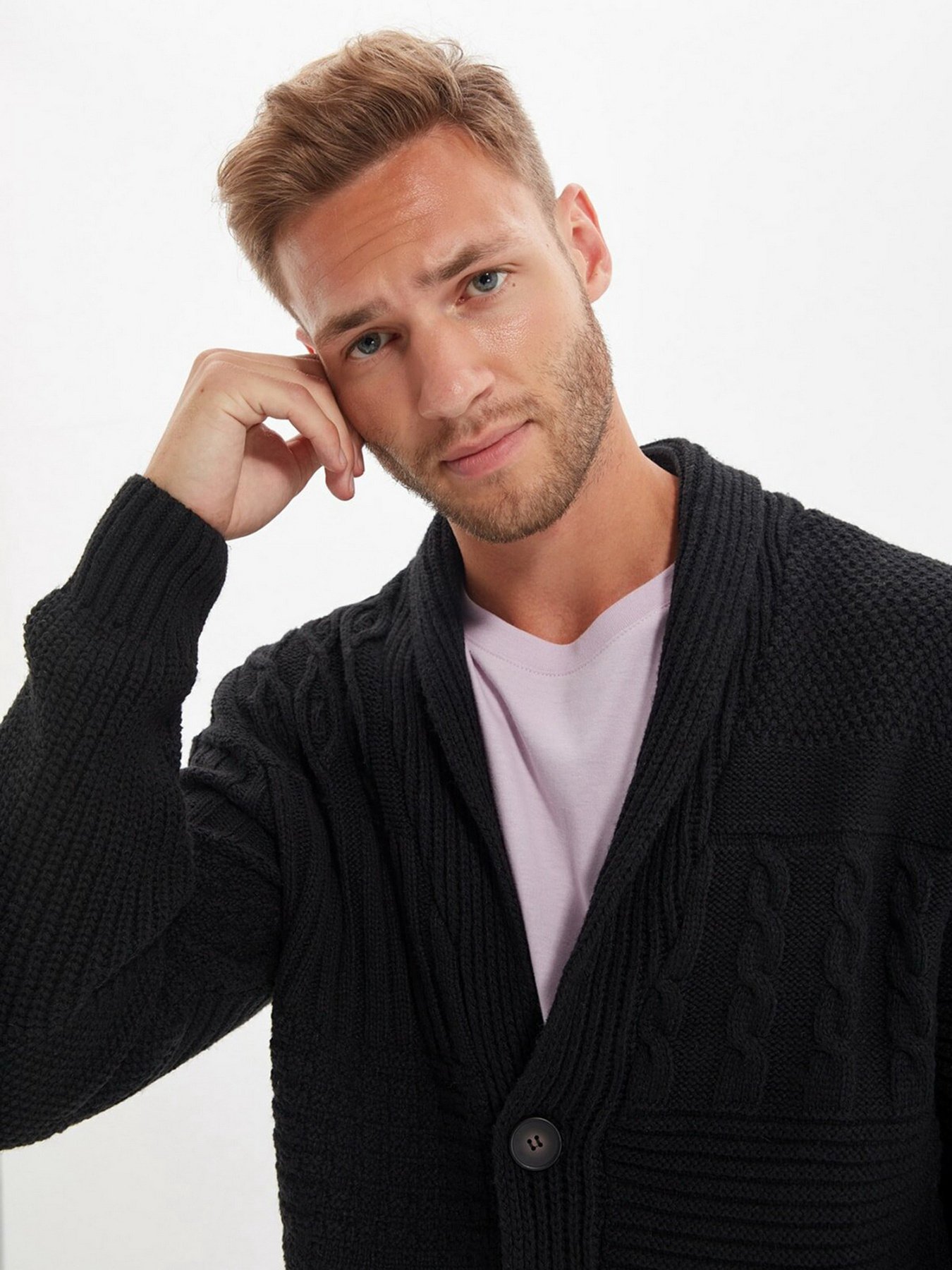 Кардиган Trendyol модель TMNAW22HI0133/Siyah Фото