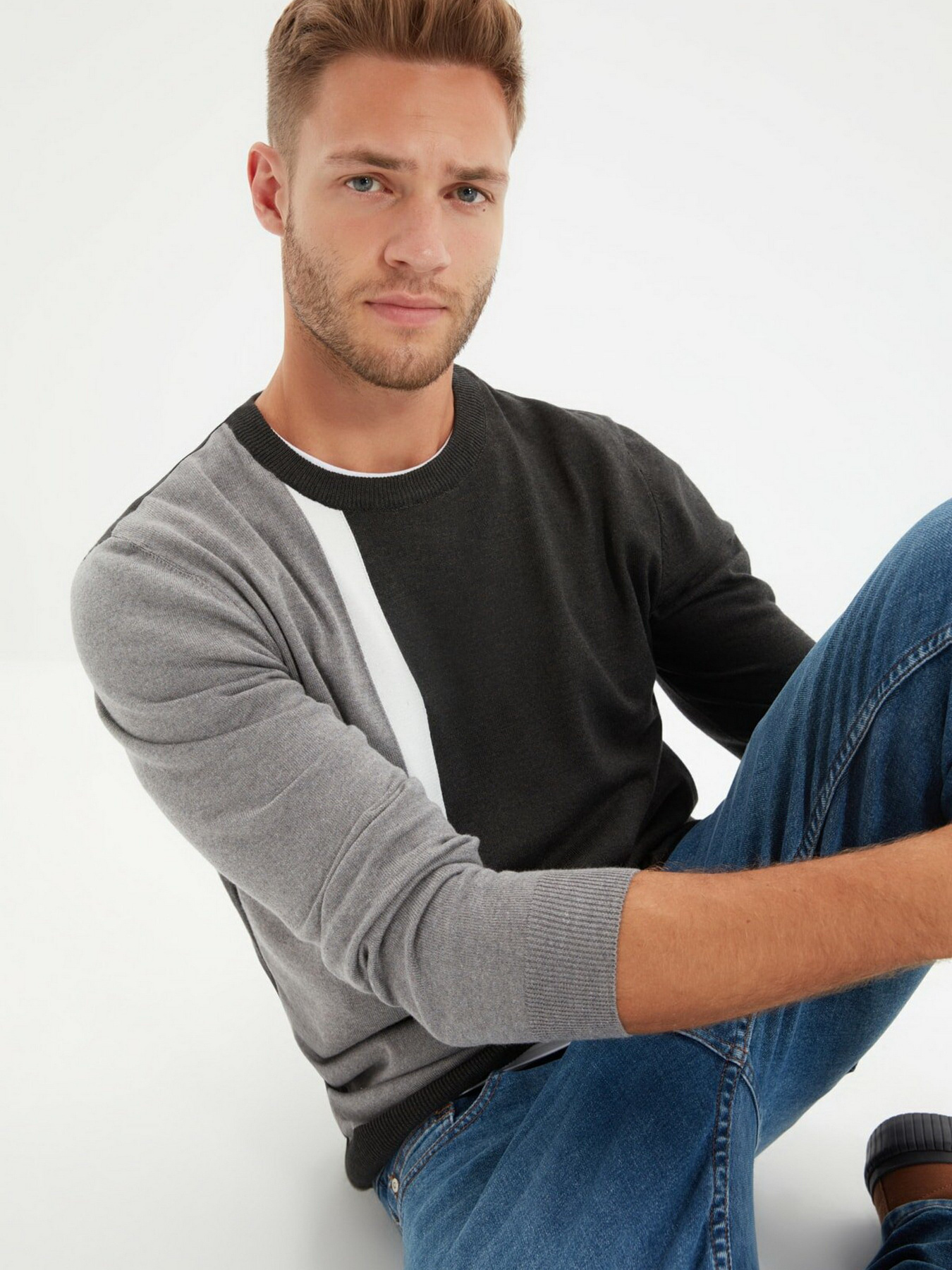 Джемпер Trendyol модель TMNAW21KZ0566/Antrasit Фото