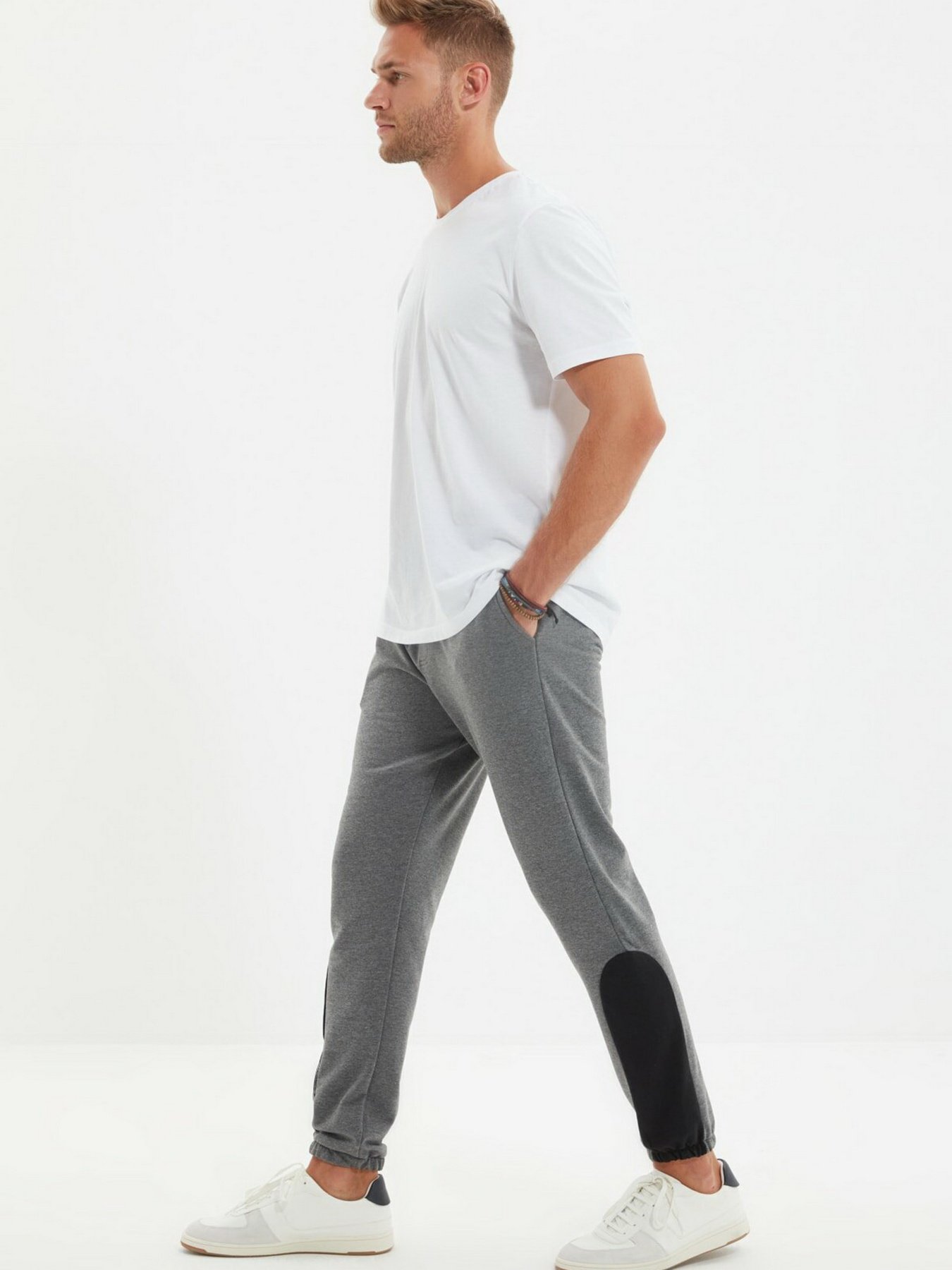 Штаны спортивные Trendyol модель TMNAW22EA0012/Antrasit Фото