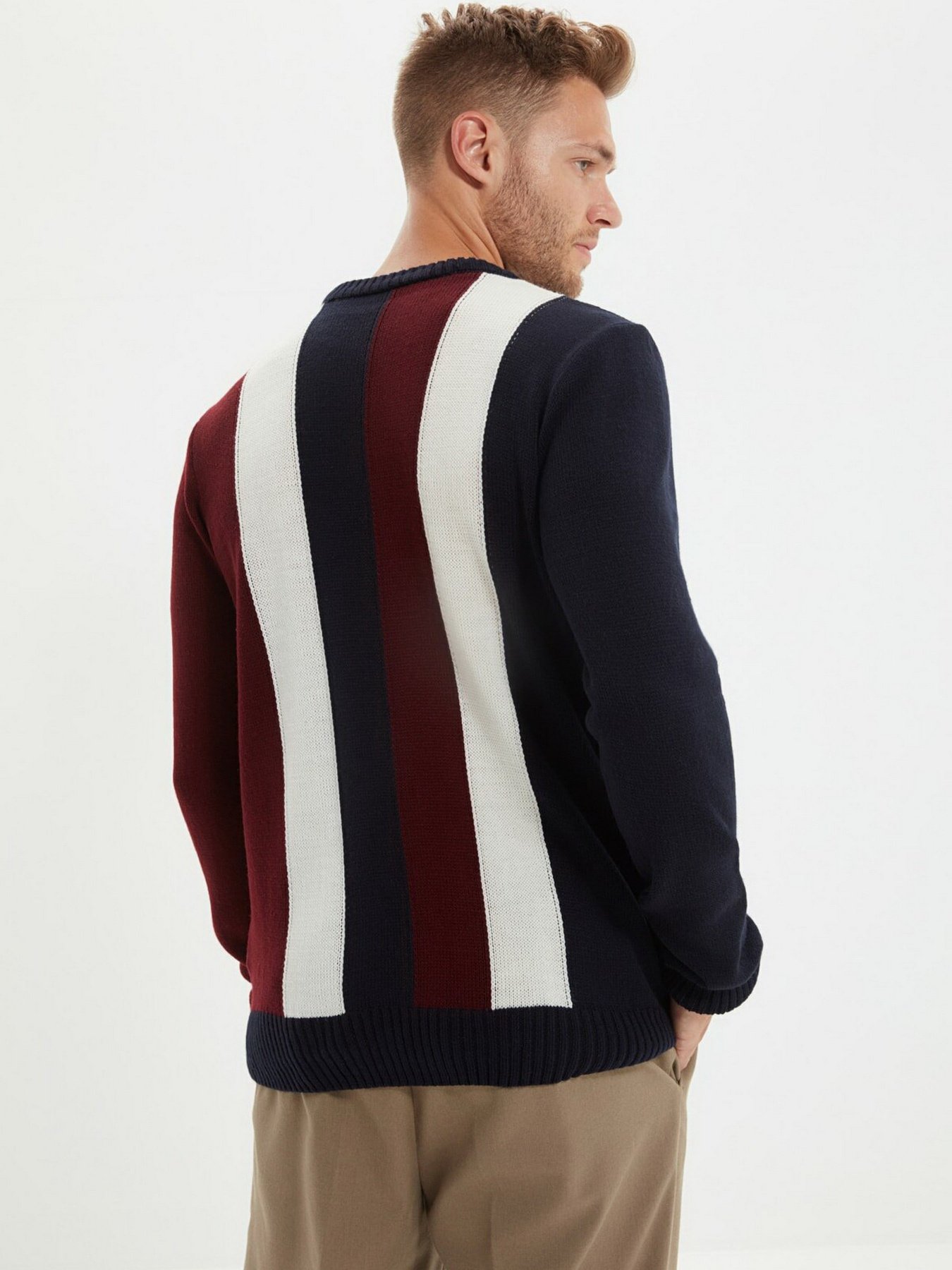 Джемпер Trendyol модель TMNAW22KZ0121/Lacivert Фото