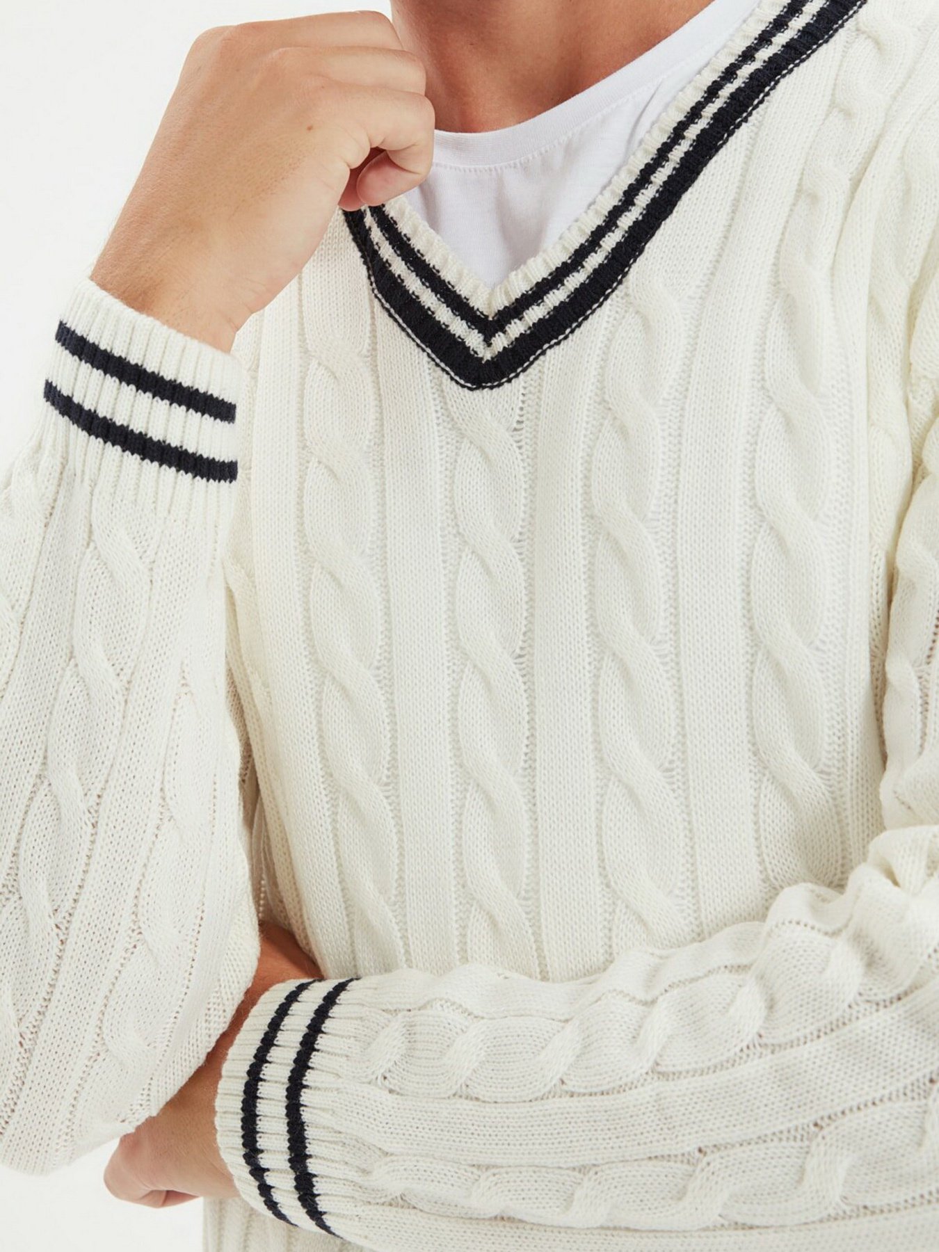 Джемпер Trendyol модель TMNAW22KZ0125/Ekru Фото