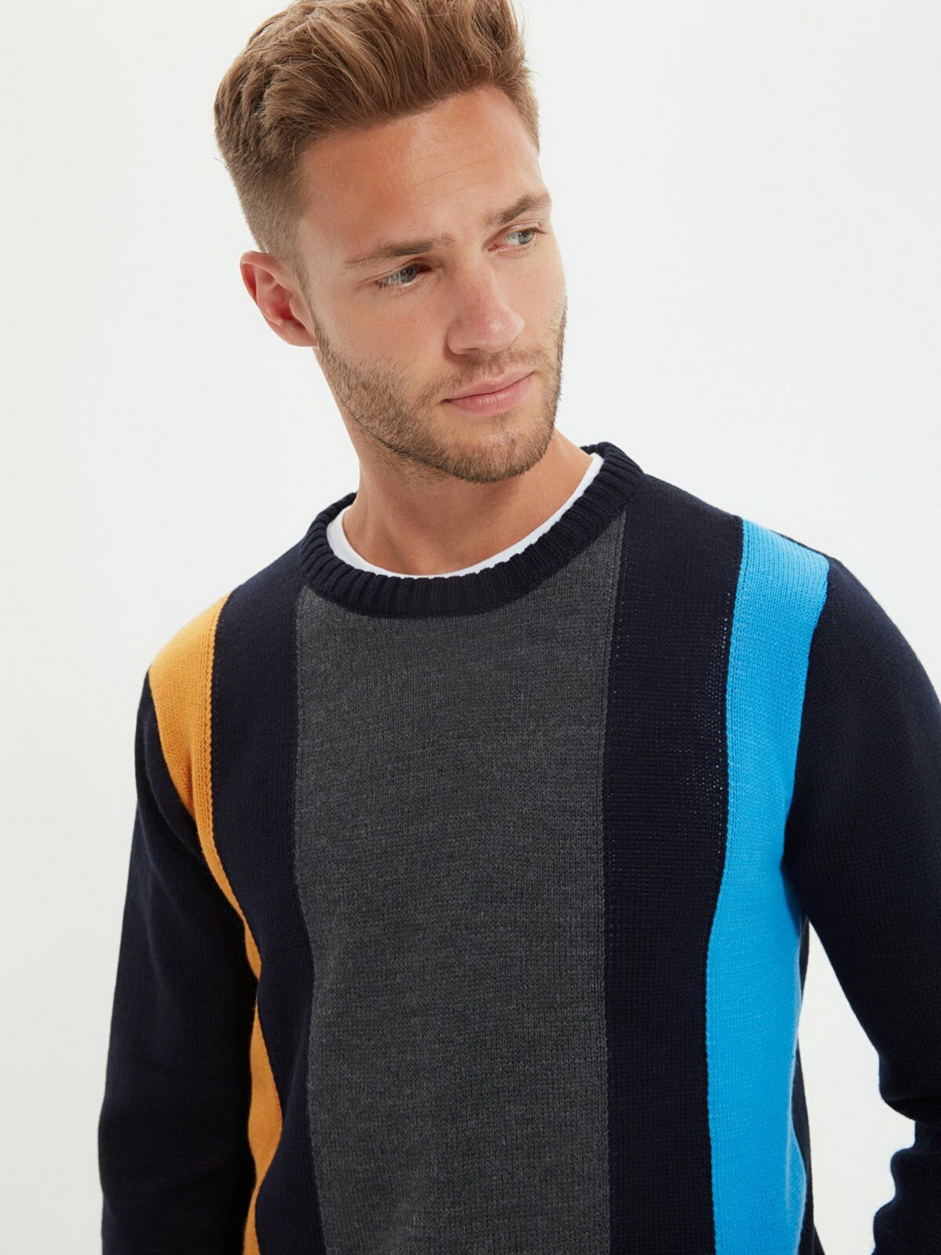 Джемпер Trendyol модель TMNAW22KZ0126/Lacivert Фото