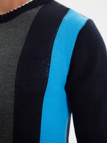 Джемпер Trendyol модель TMNAW22KZ0126/Lacivert Джемпер Trendyol модель TMNAW22KZ0126/Lacivert Фото