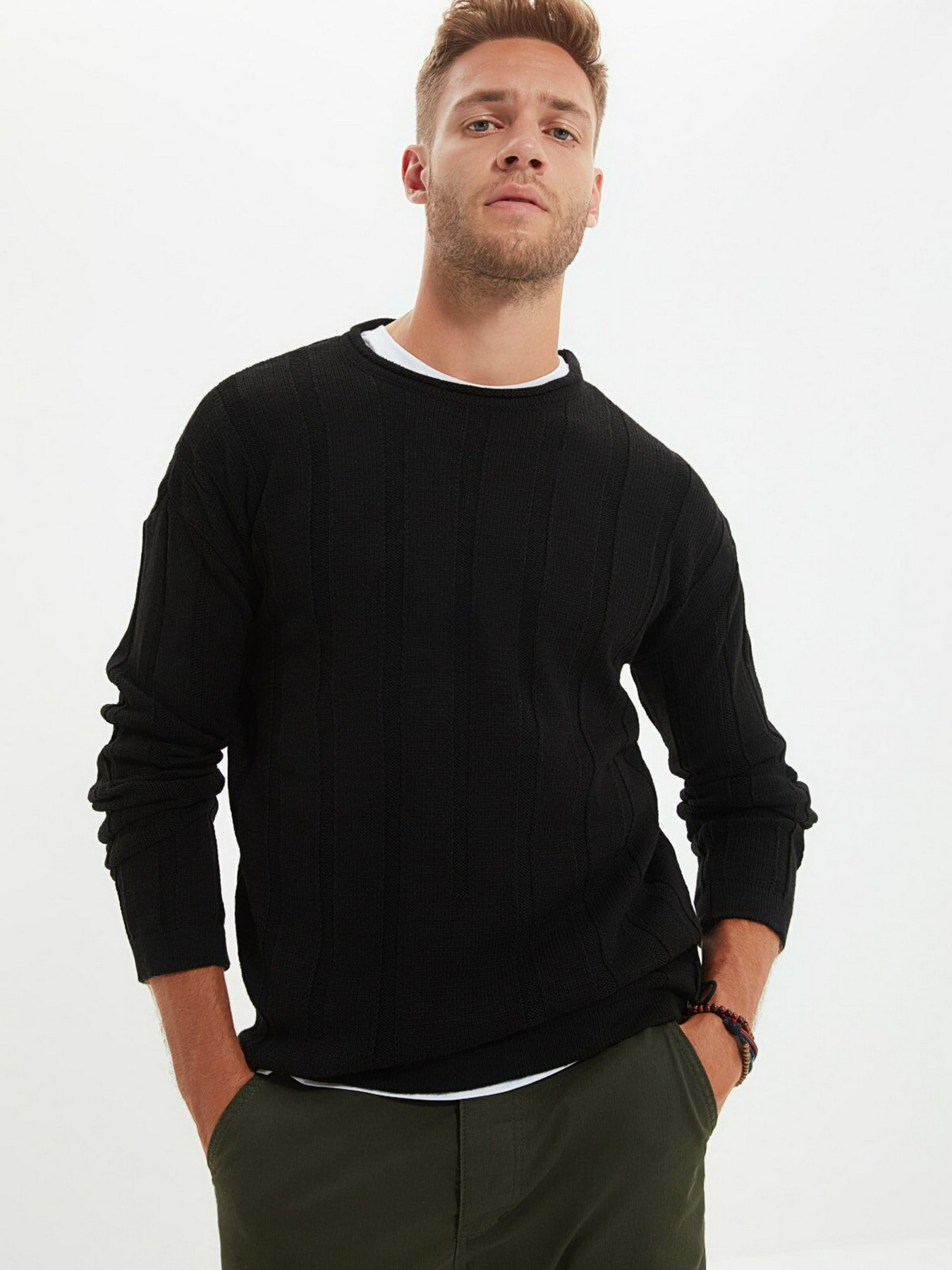 Джемпер Trendyol модель TMNAW22KZ0596/Siyah Фото