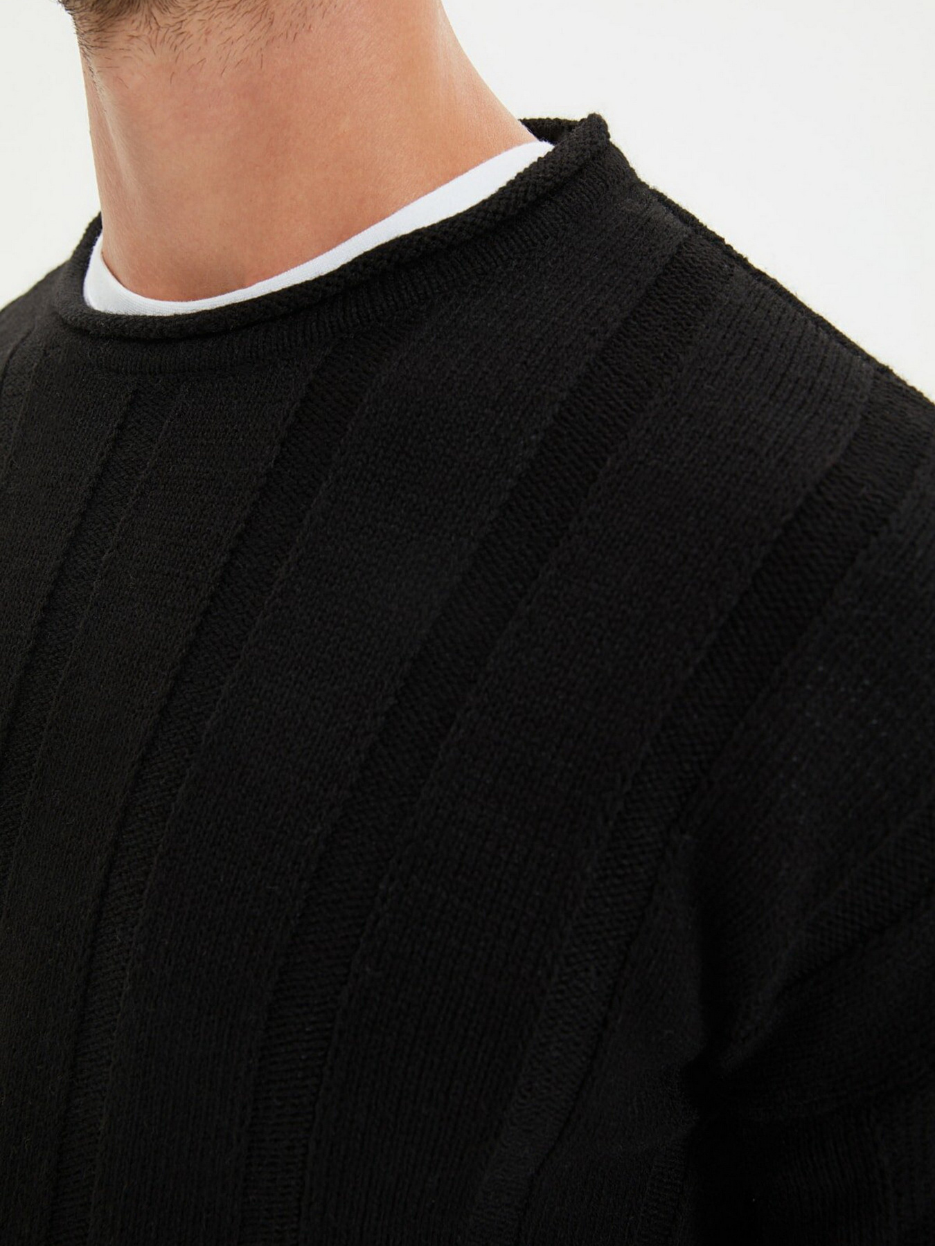 Джемпер Trendyol модель TMNAW22KZ0596/Siyah Фото