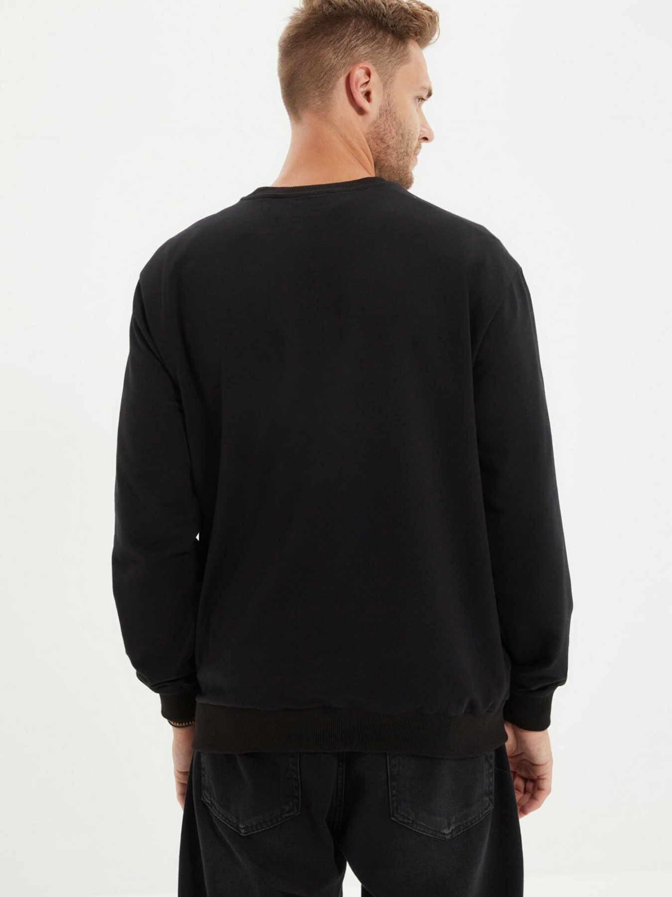 Свитшот Trendyol модель TMNAW22SW0356/Siyah Фото