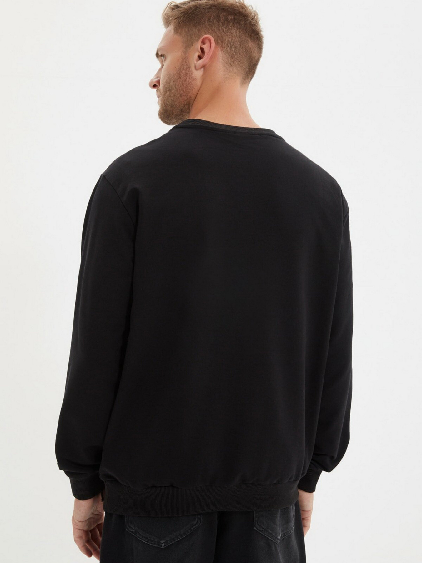 Свитшот Trendyol модель TMNAW22SW0363/Siyah Фото