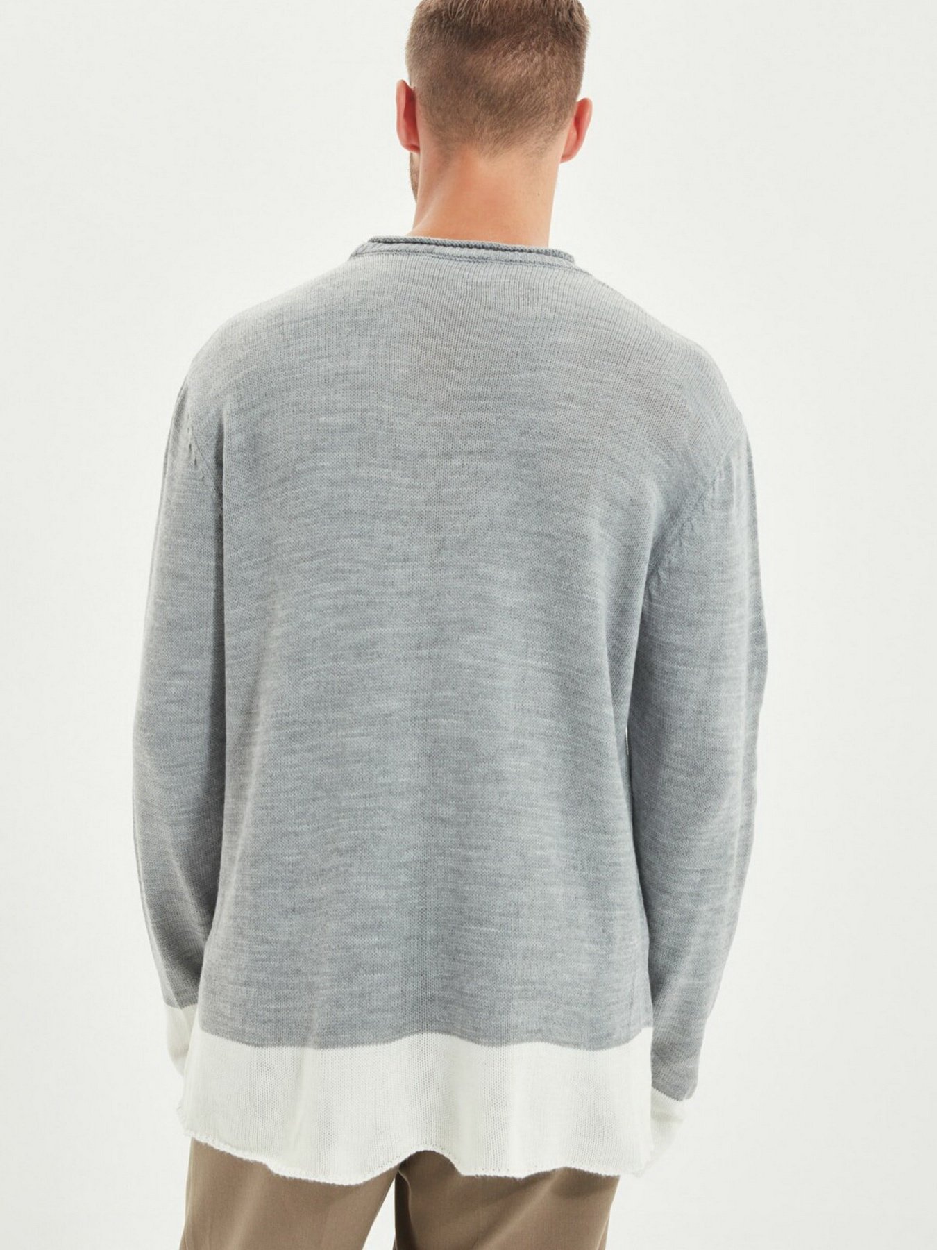 Джемпер Trendyol модель TMNAW22KZ0591/Gri Фото