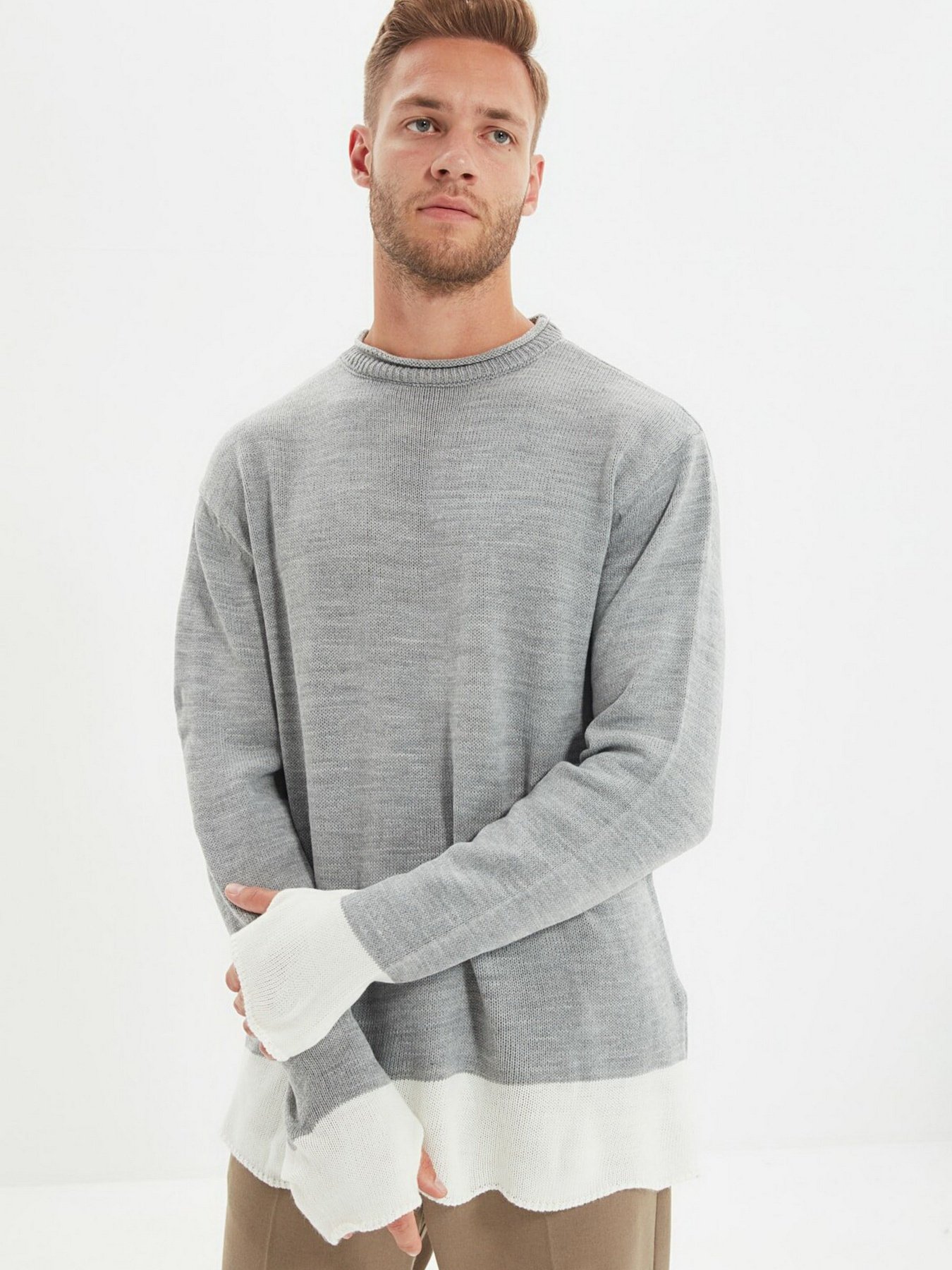 Джемпер Trendyol модель TMNAW22KZ0591/Gri Фото