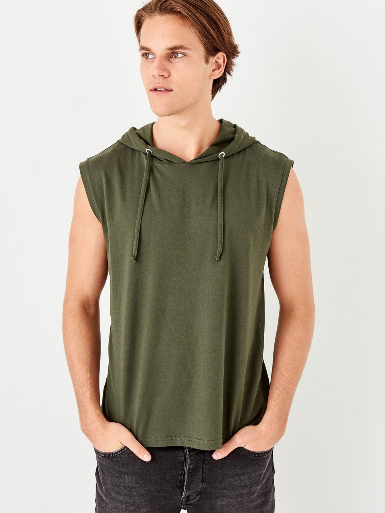 Майки Trendyol модель TMNSS19SE0124/Haki Майки Trendyol модель TMNSS19SE0124/Haki Фото