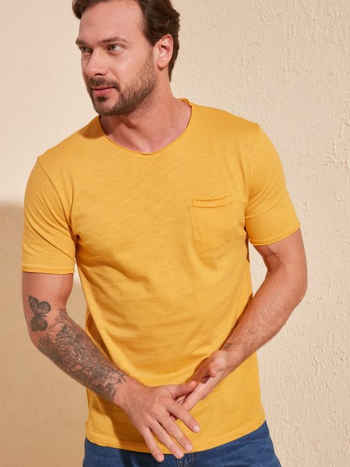 Футболки і поло Trendyol модель TMNSS20TS0305/Hardal Фото