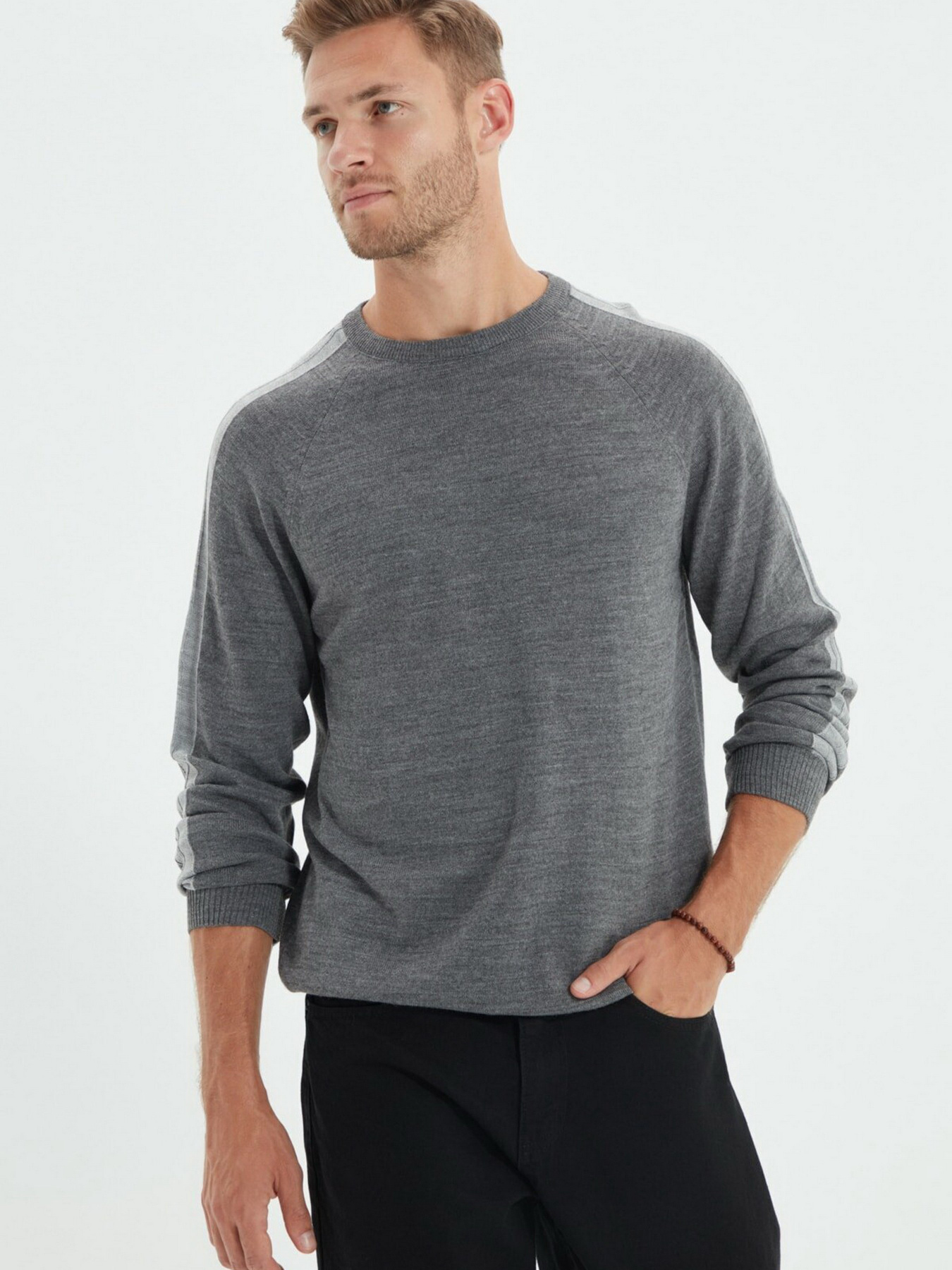 Джемпер Trendyol модель TMNAW22KZ0655/Gri Фото