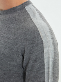 Джемпер Trendyol модель TMNAW22KZ0655/Gri Джемпер Trendyol модель TMNAW22KZ0655/Gri Фото