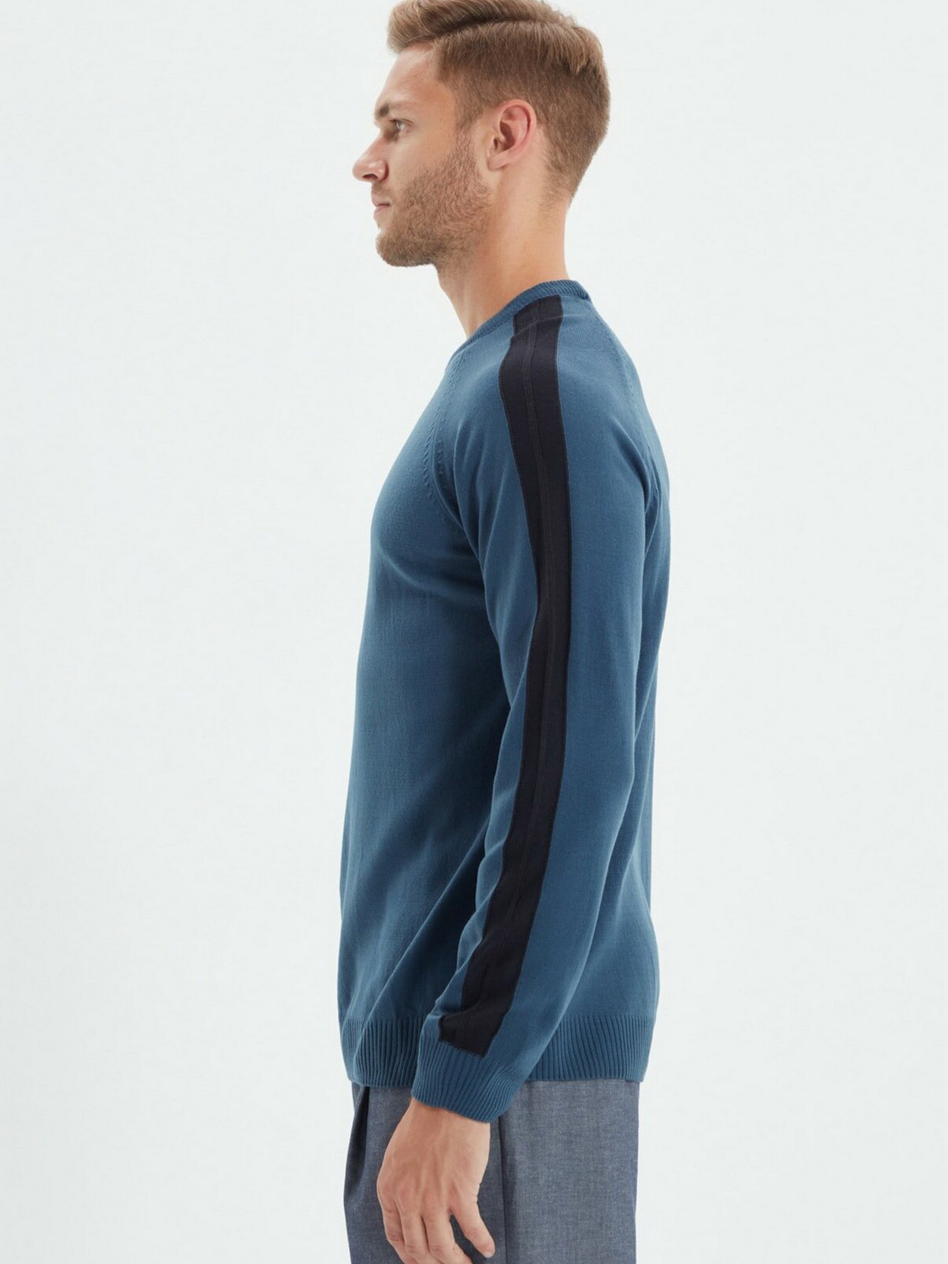 Джемпер Trendyol модель TMNAW22KZ0655/Indigo Фото