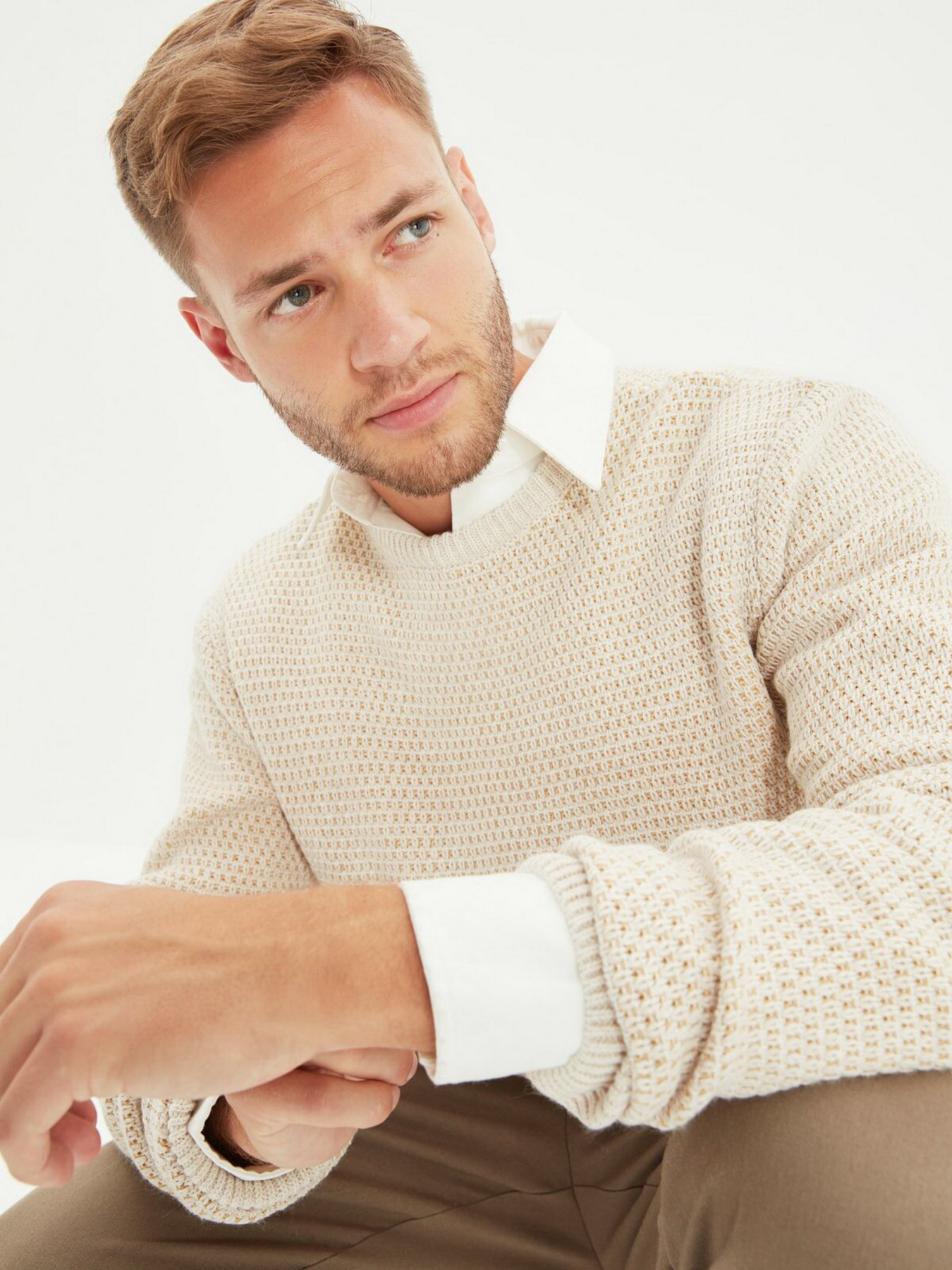 Джемпер Trendyol модель TMNAW22KZ0659/Tas Фото