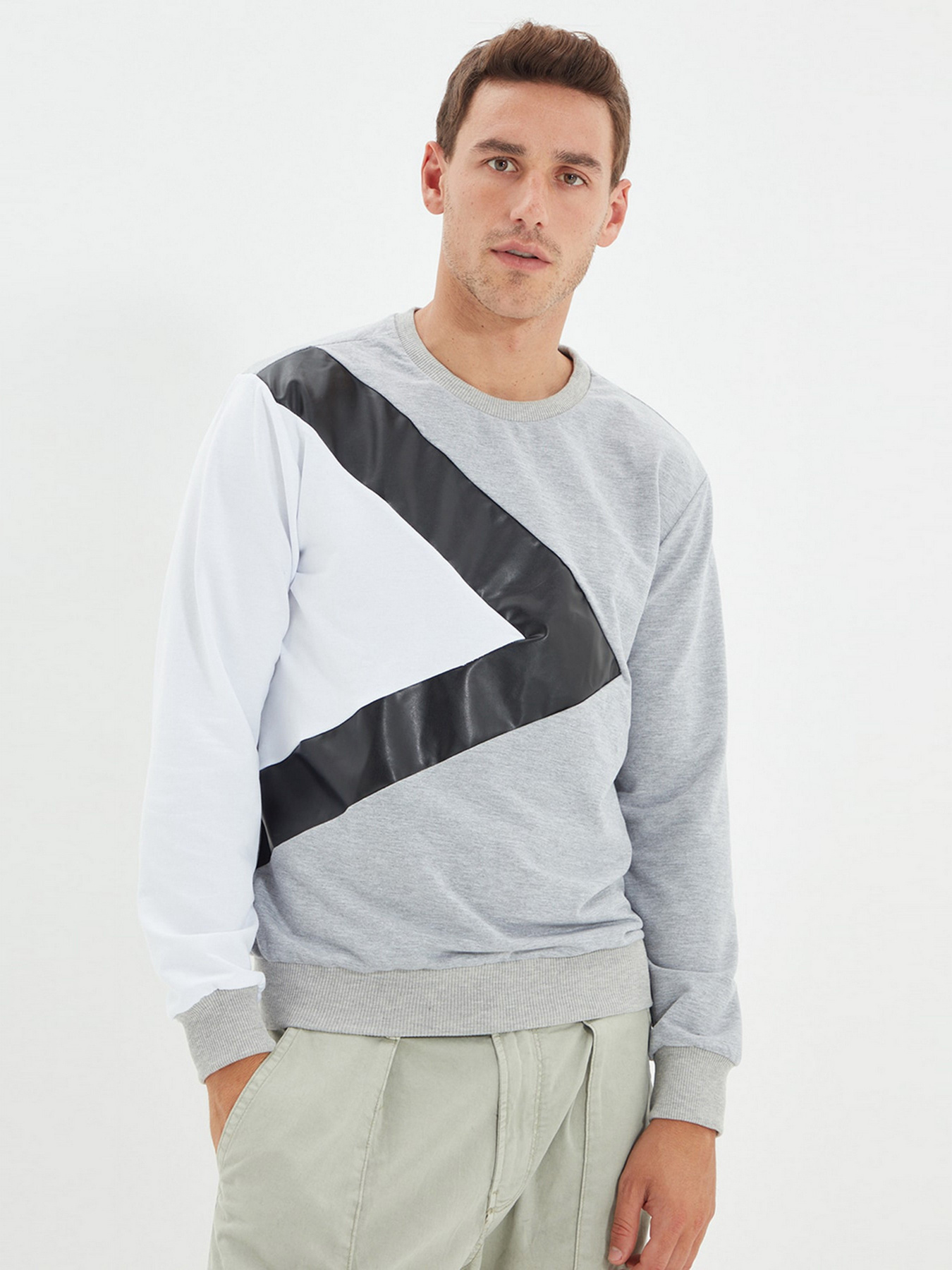 Свитшот Trendyol модель TMNAW20SW0242/Gri Фото