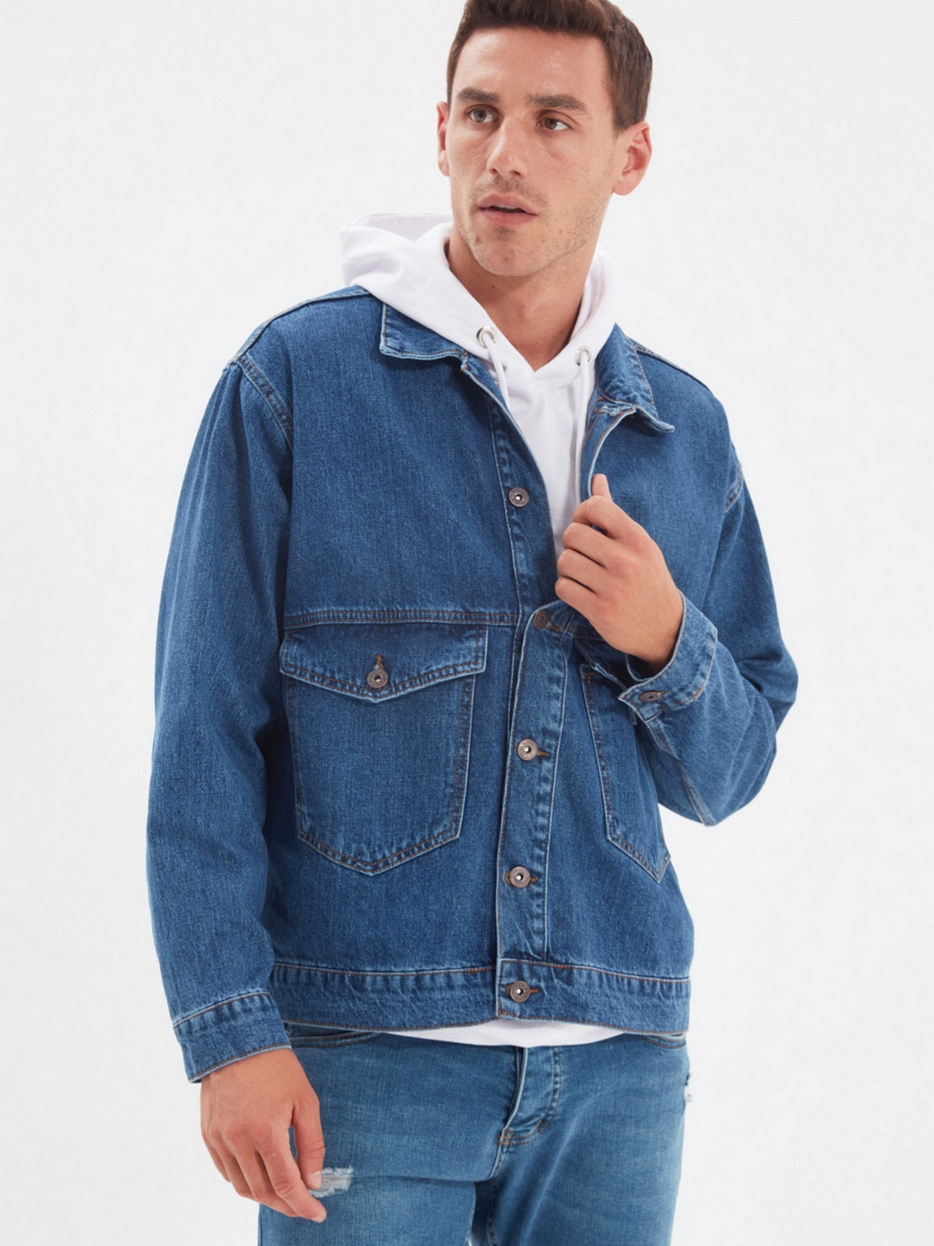 Джинсовая куртка Trendyol модель TMNAW22CE0096/Indigo Фото