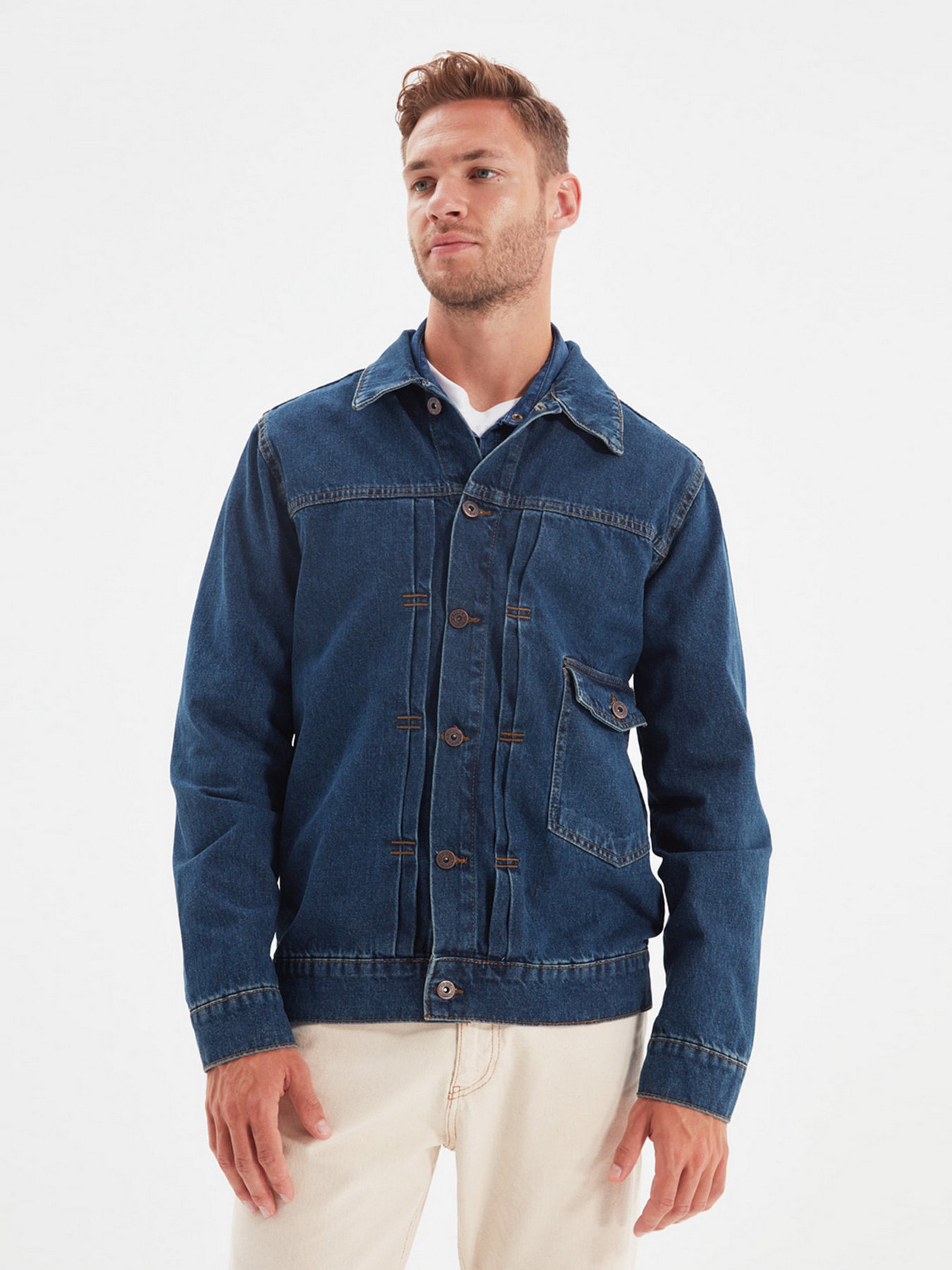 Джинсовая куртка Trendyol модель TMNAW22CE0113/Lacivert Фото