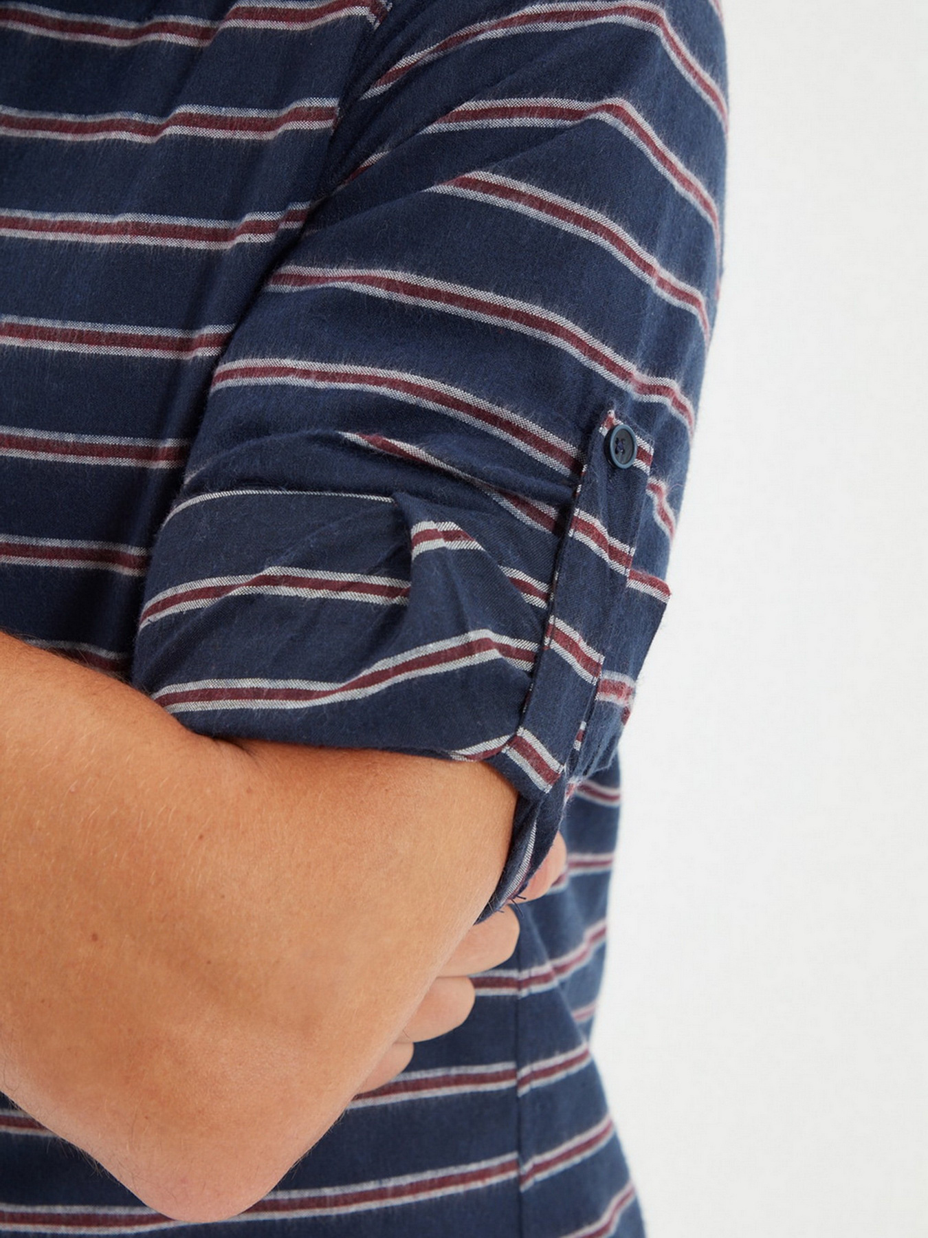 Рубашка Trendyol модель TMNAW22GO0362/Lacivert Фото