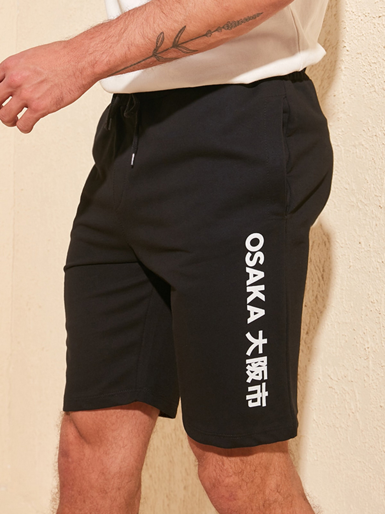 Шорти Trendyol модель TMNSS20SR0121/Siyah Фото