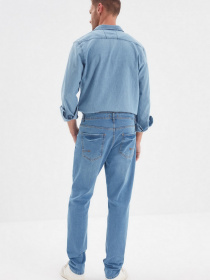 Зауженные джинсы Trendyol Slim модель TMNAW22JE0043/Mavi Фото
