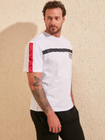 Футболки и поло Trendyol модель TMNSS20TS0876/Beyaz Фото