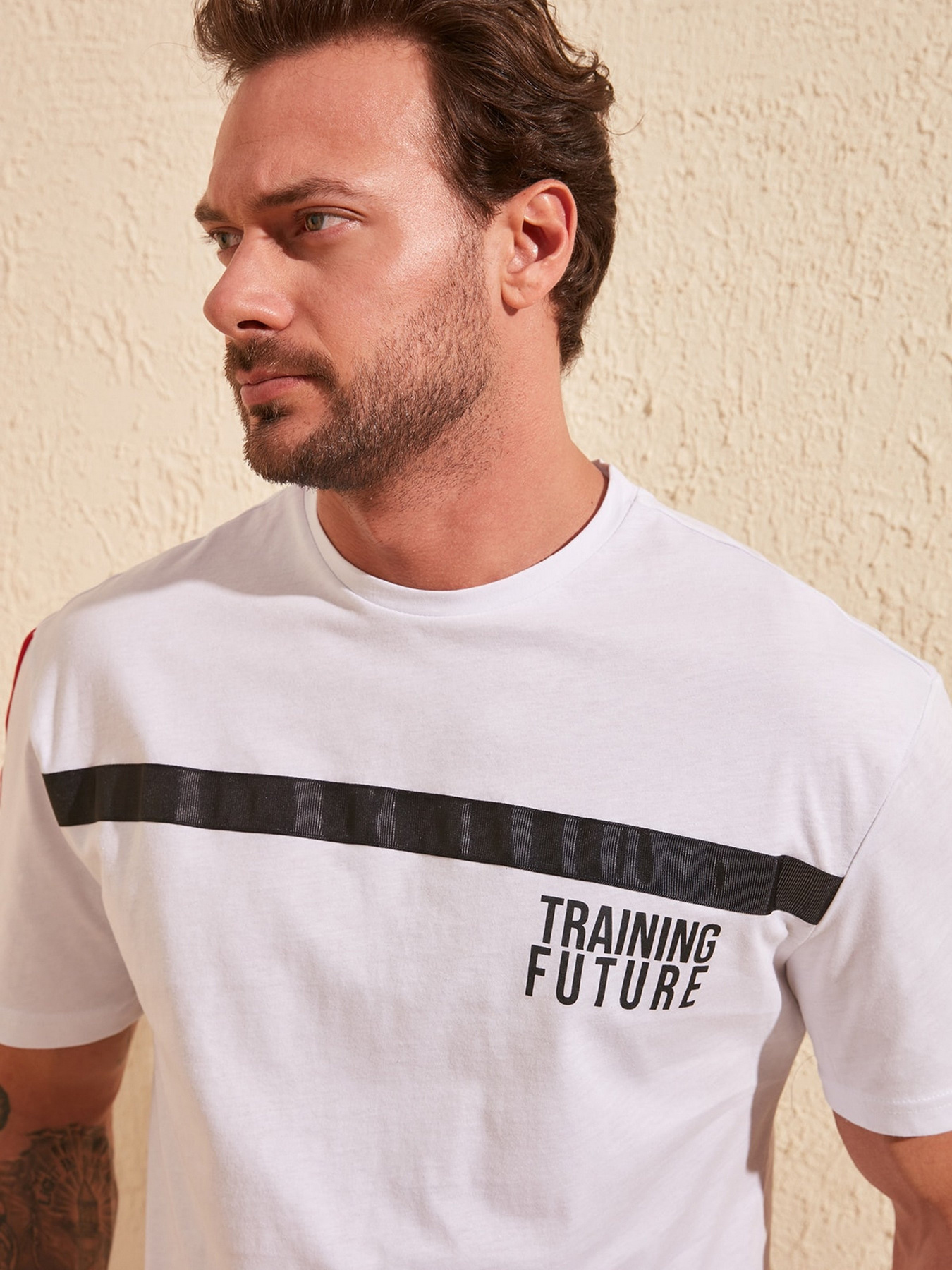 Футболки і поло Trendyol модель TMNSS20TS0876/Beyaz Фото