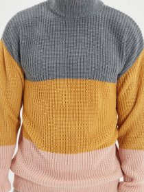 Свитер Trendyol модель TMNAW22KZ0139/Gri Фото