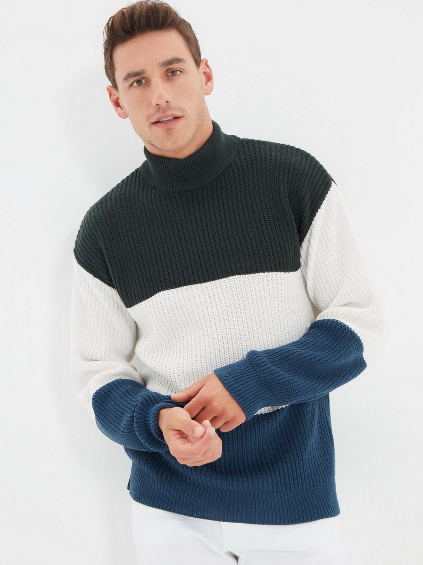 Свитер Trendyol модель TMNAW22KZ0139/Yesil Фото