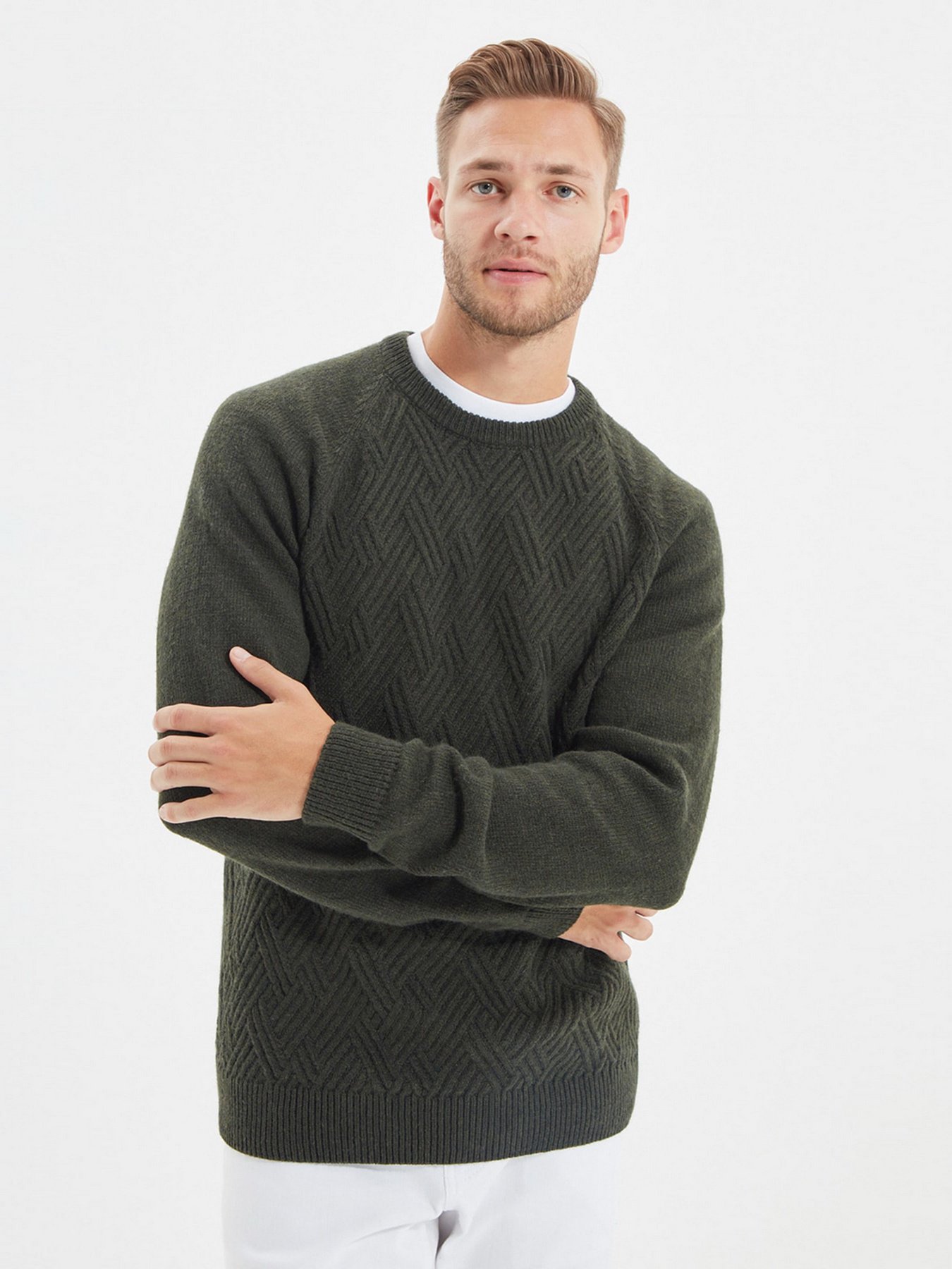 Джемпер Trendyol модель TMNAW22KZ0290/Haki Джемпер Trendyol модель TMNAW22KZ0290/Haki Фото