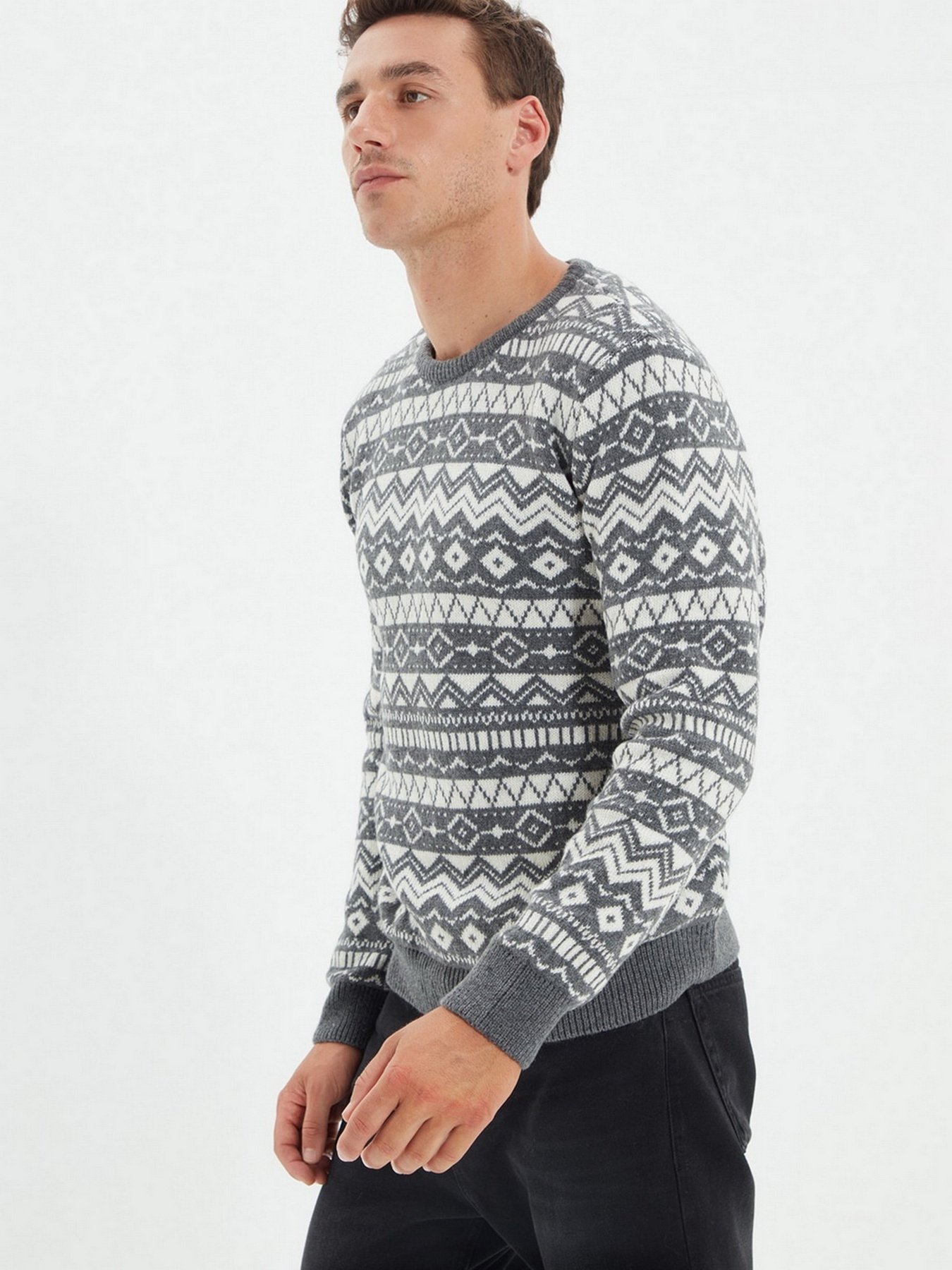 Джемпер Trendyol модель TMNAW22KZ0298/Gri Джемпер Trendyol модель TMNAW22KZ0298/Gri Фото