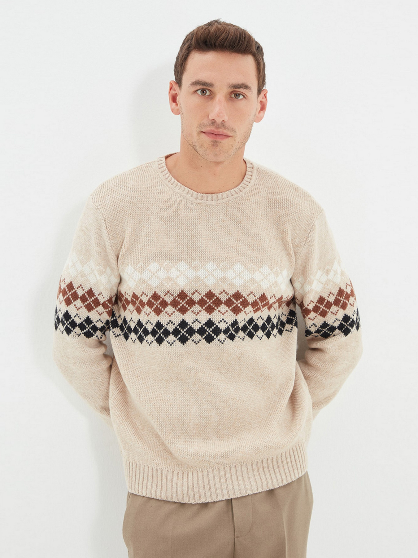 Джемпер Trendyol модель TMNAW22KZ0299/Bej Джемпер Trendyol модель TMNAW22KZ0299/Bej Фото