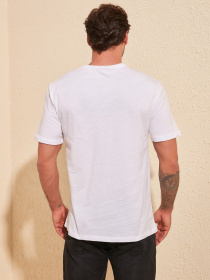 Футболки и поло Trendyol модель TMNSS20TS1103/Beyaz Фото