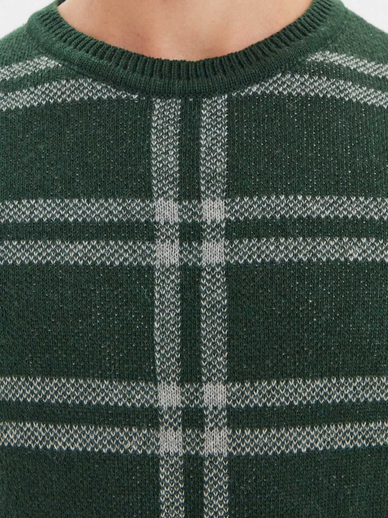 Джемпер Trendyol модель TMNAW22KZ0321/Koyu Yesil Фото