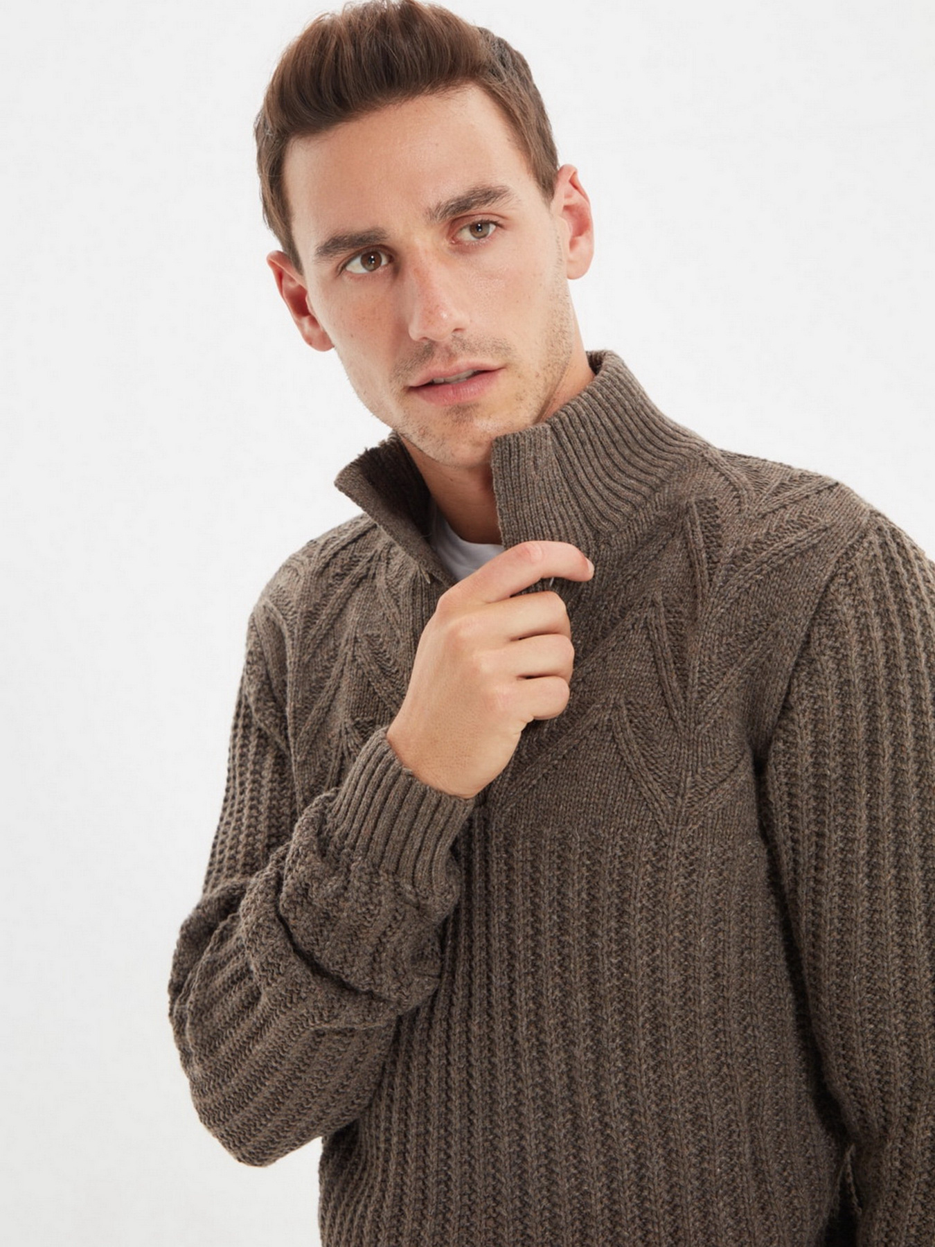 Джемпер Trendyol модель TMNAW22KZ0327/Vizon Фото