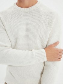 Джемпер Trendyol модель TMNAW22KZ0391/Ekru Фото