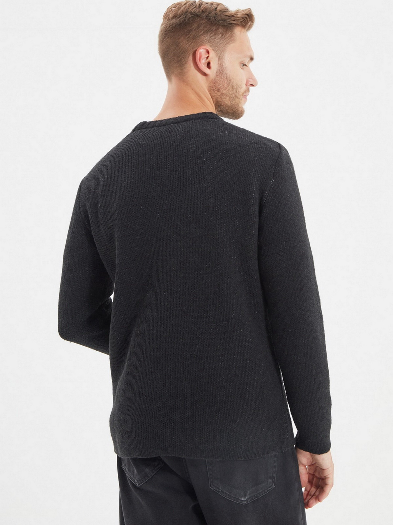 Джемпер Trendyol модель TMNAW22KZ0404/Siyah Фото